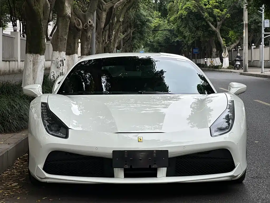 Ferrari 488 2016 — фото 2