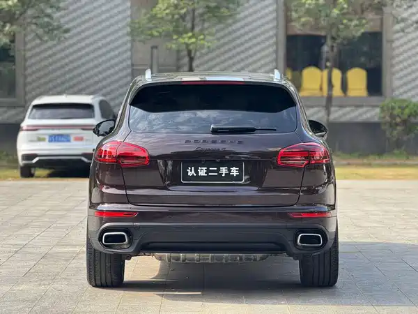 Porsche Cayenne 2015