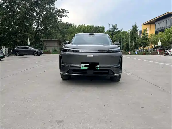 Geely Galaxy M9 2025