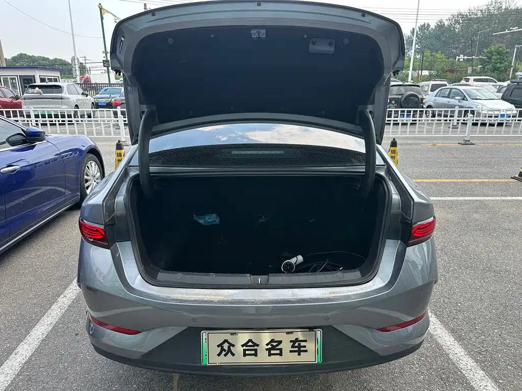 BYD Qin PLUS 2025 — фото 11