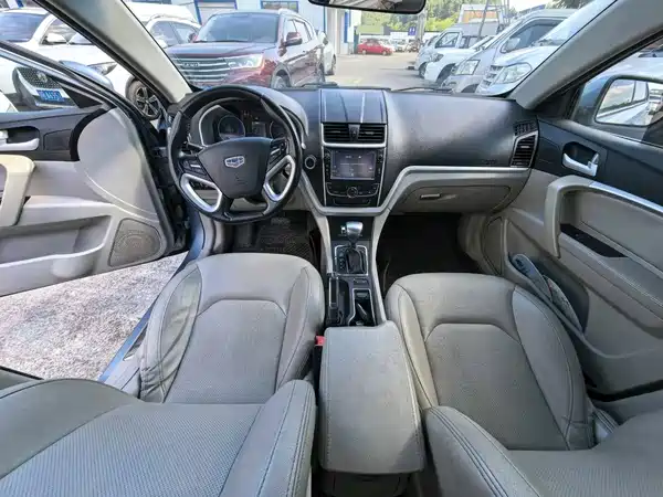 Geely Emgrand 2015