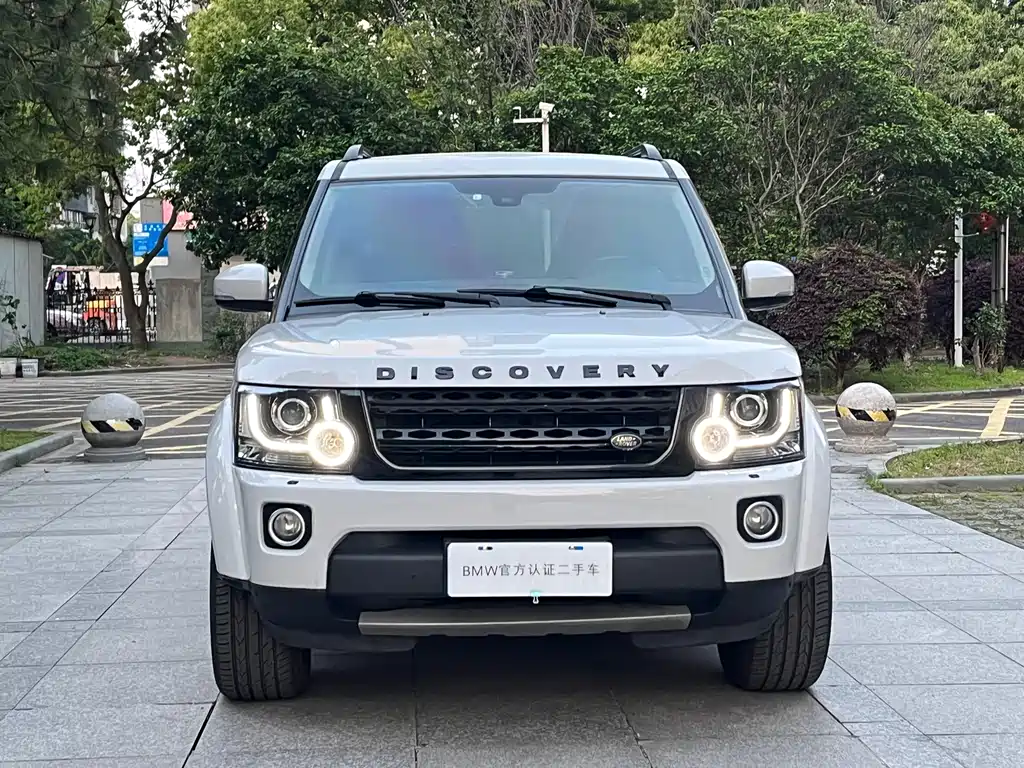 Land Rover Discovery 2015 — фото 2