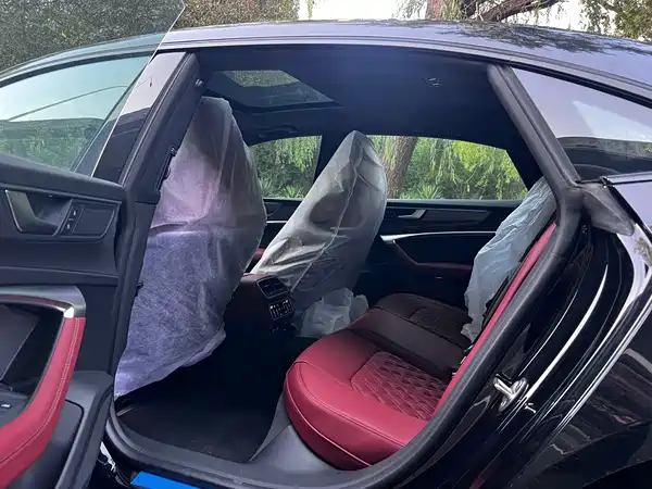 Audi A7L 2026