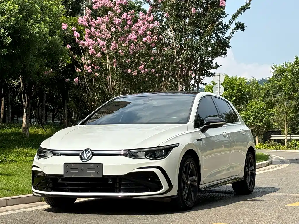 Volkswagen Golf 2022