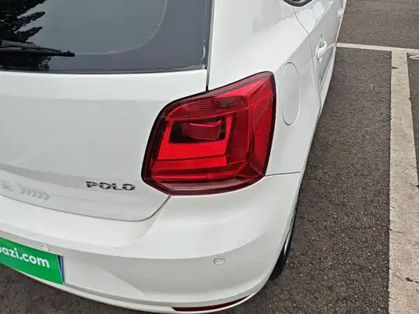 Volkswagen Polo 2016