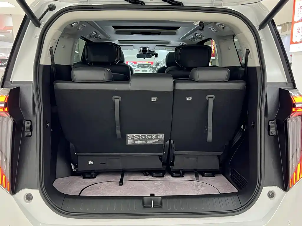 GAC Motor Trumpchi M8 2025 — фото 18