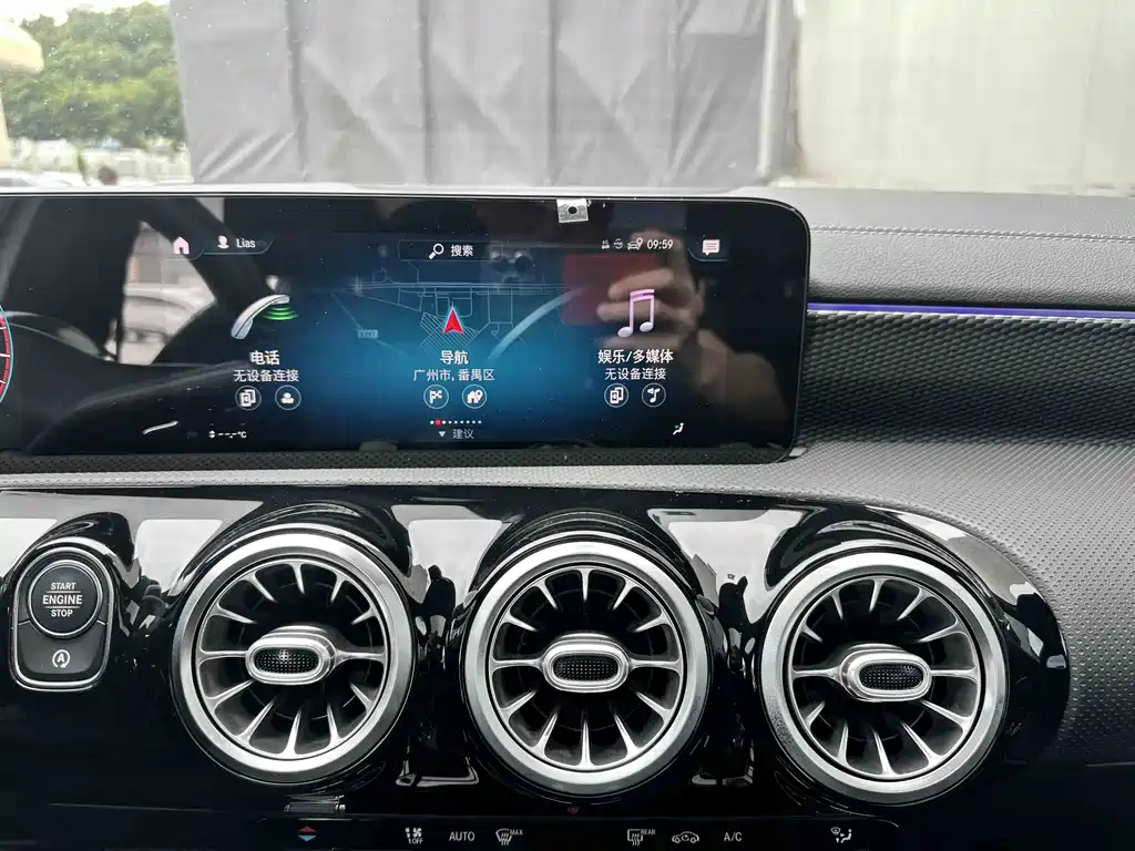 Mercedes-Benz A-Class 2020 — фото 11