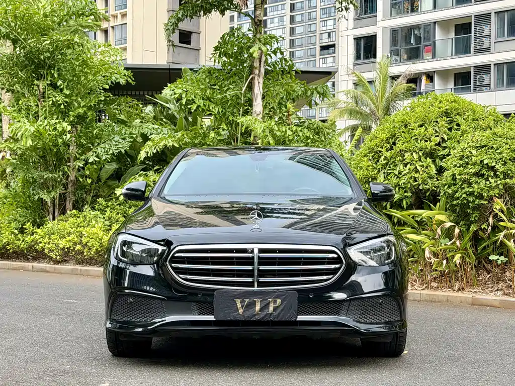 Mercedes-Benz E-Class 2023