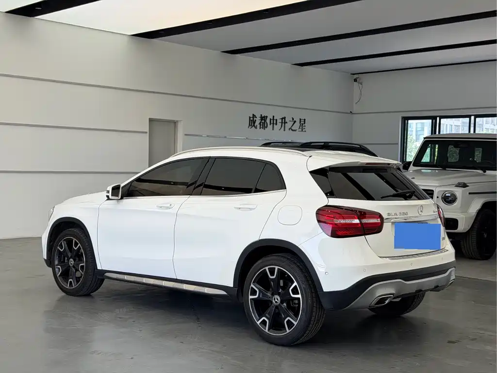 Mercedes-Benz GLA 2017 — фото 7