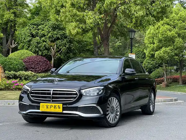 Mercedes-Benz E-Class 2023