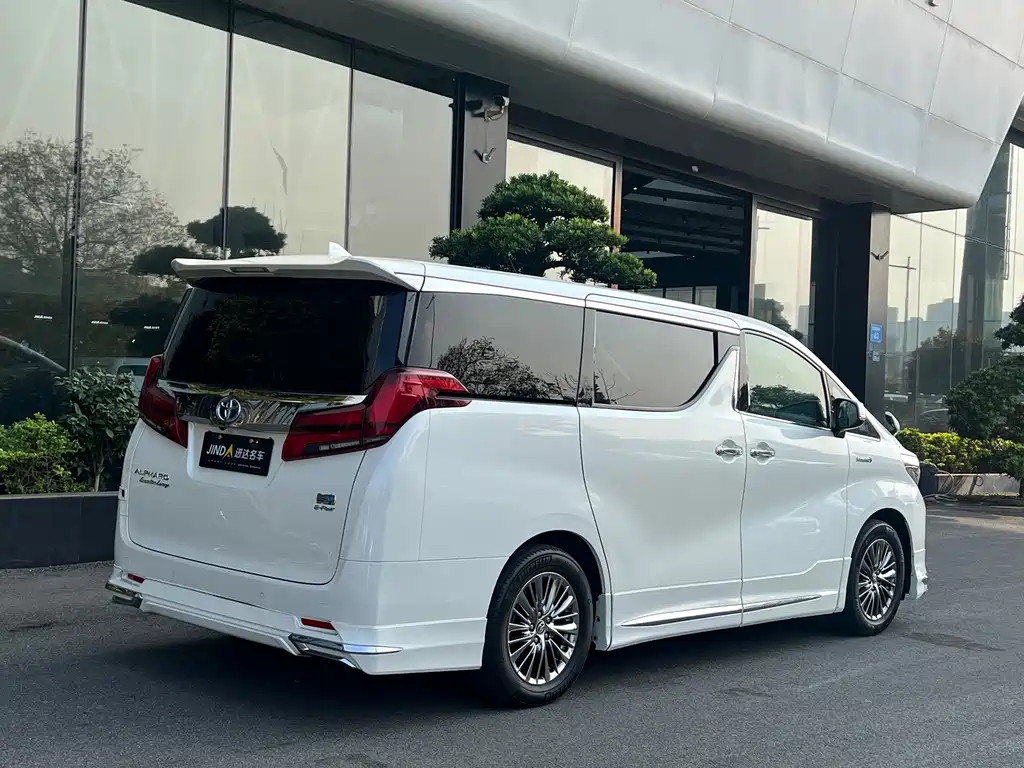 Toyota Alphard 2021 — фото 9