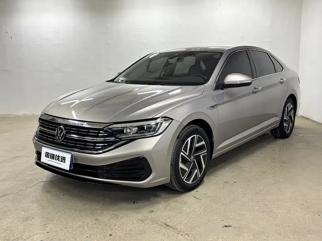 Volkswagen Sagitar 2022