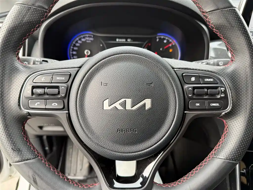 Kia KX5 2021 — фото 13