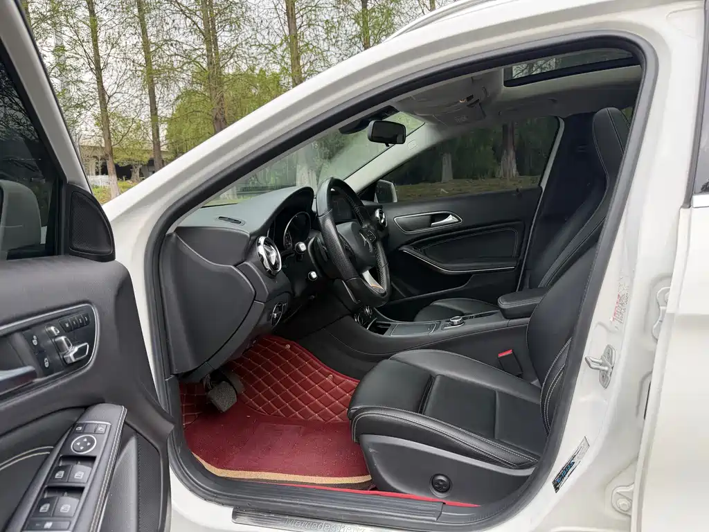 Mercedes-Benz GLA 2017