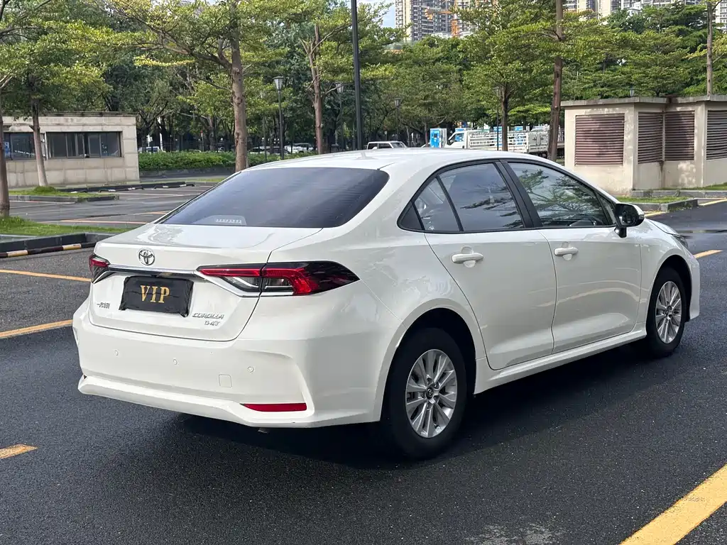 Toyota Corolla 2020 — фото 4
