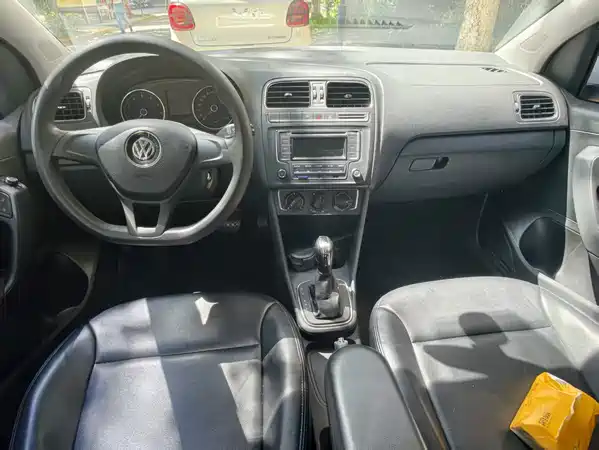 Volkswagen Polo 2016