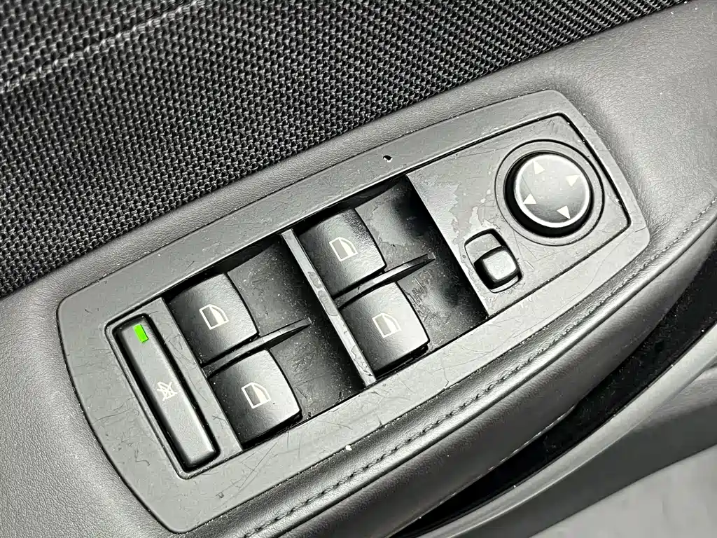 BMW X3 2010 — фото 17