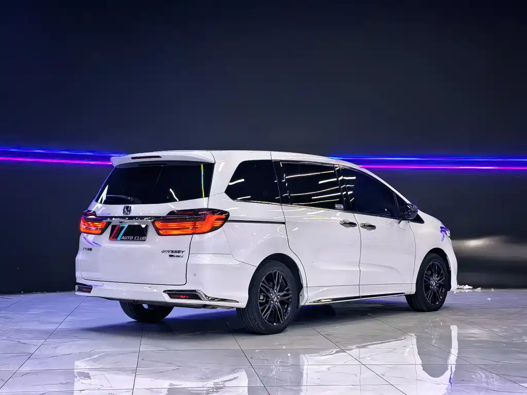 Honda Odyssey 2022 — фото 5