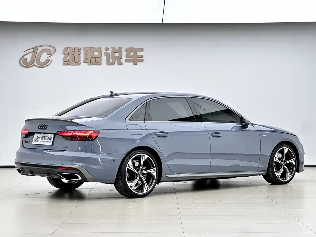 Audi A4L 2022 — фото 4