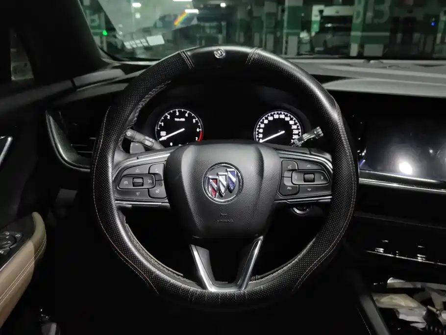 Buick Envision Plus 2023 — фото 15