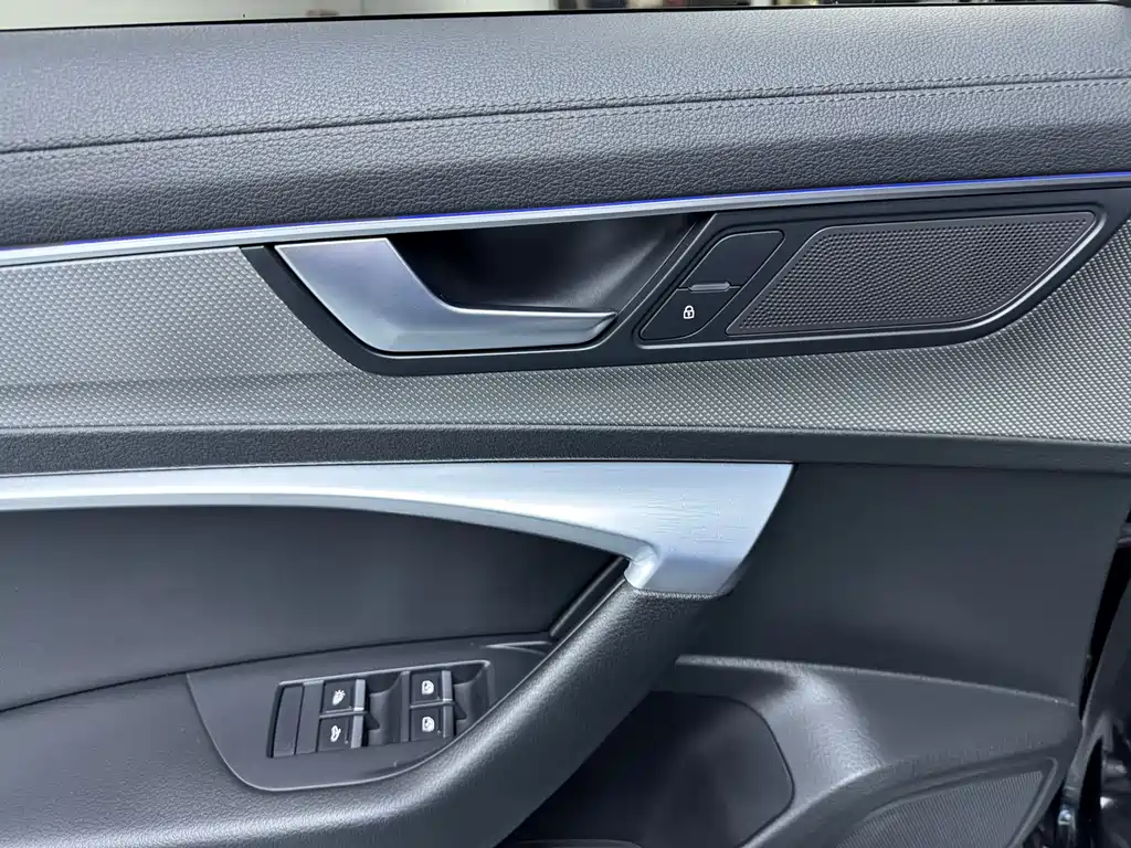 Audi A6L 2021 — фото 11