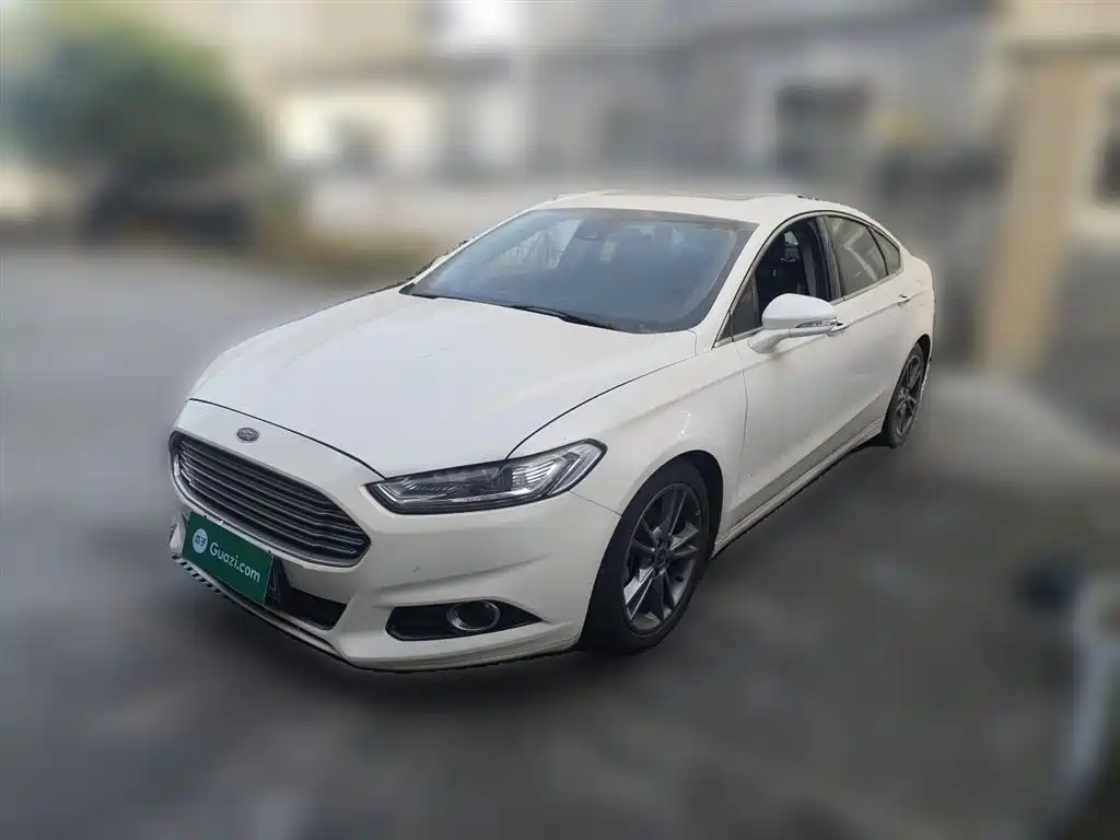 Ford Mondeo 2014 — фото 1