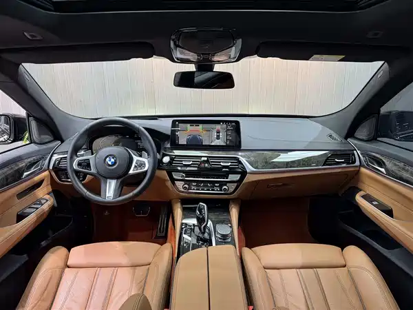 BMW 6 Series GT 2024
