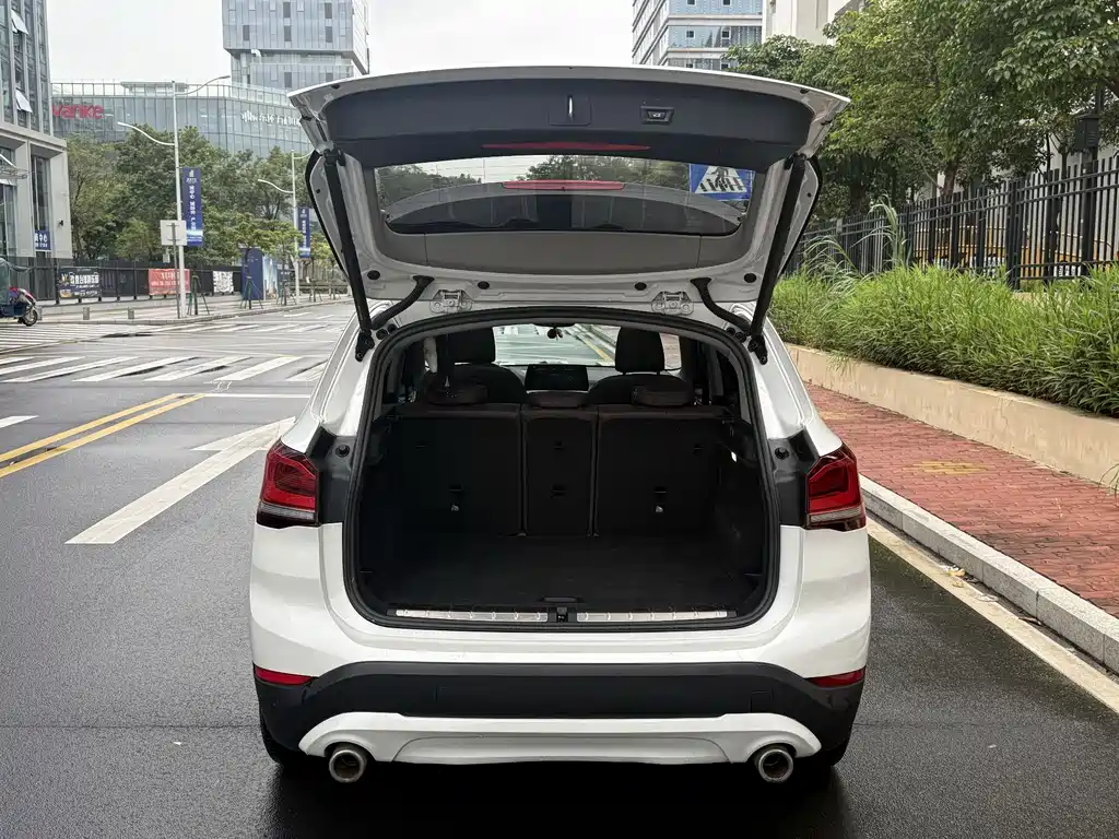 BMW X1 2021 — фото 13