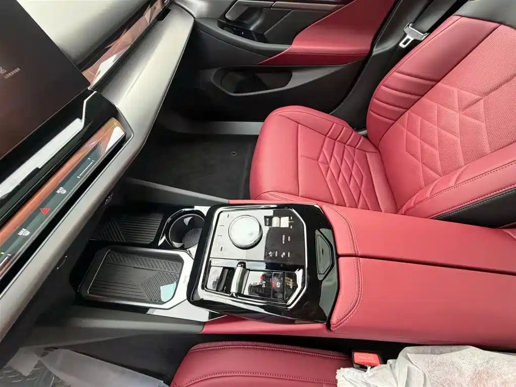 BMW 5 Series 2026 — фото 15