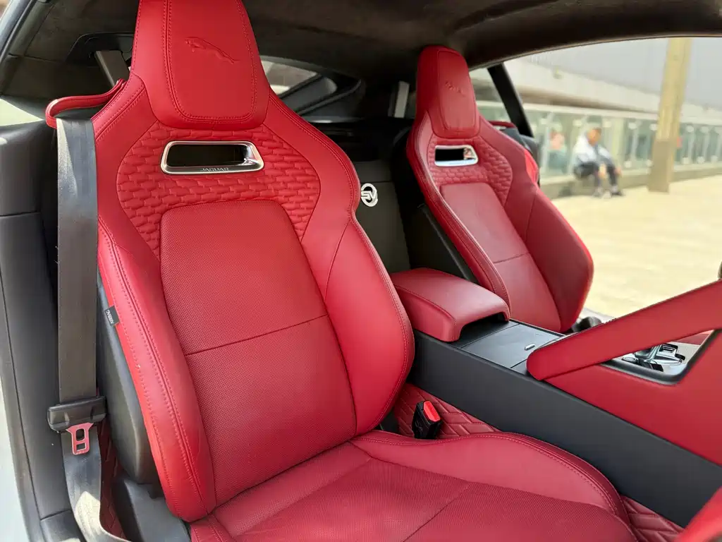 Jaguar F-TYPE 2021 — фото 11