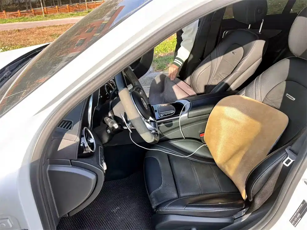 Mercedes-Benz C-Class AMG 2020 — фото 4