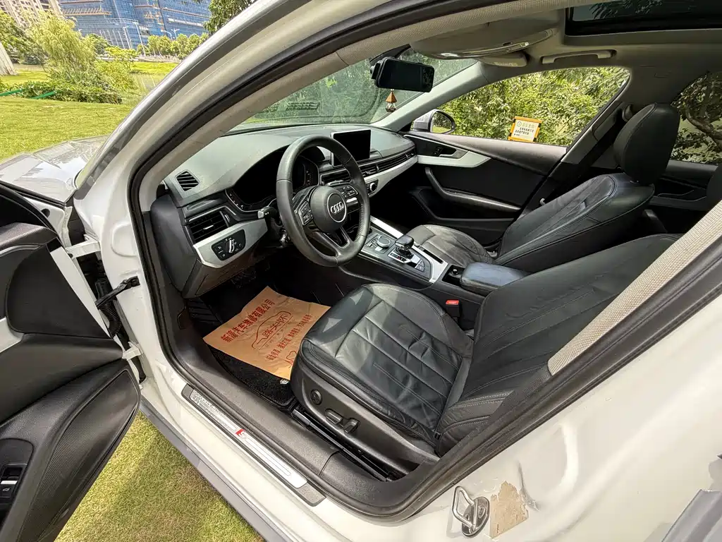 Audi A4L 2019
