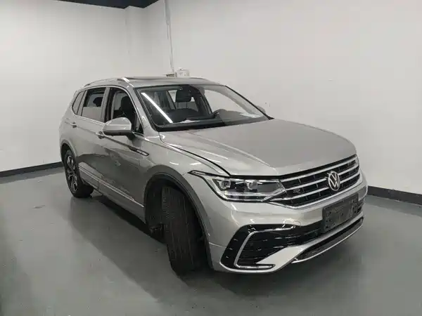 Volkswagen Tiguan L 2022