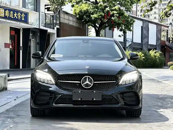 Mercedes-Benz C-Class 2021