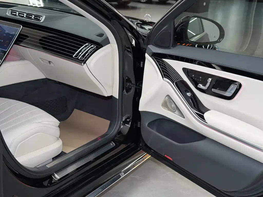 Mercedes-Benz S-Class 2023 — фото 6