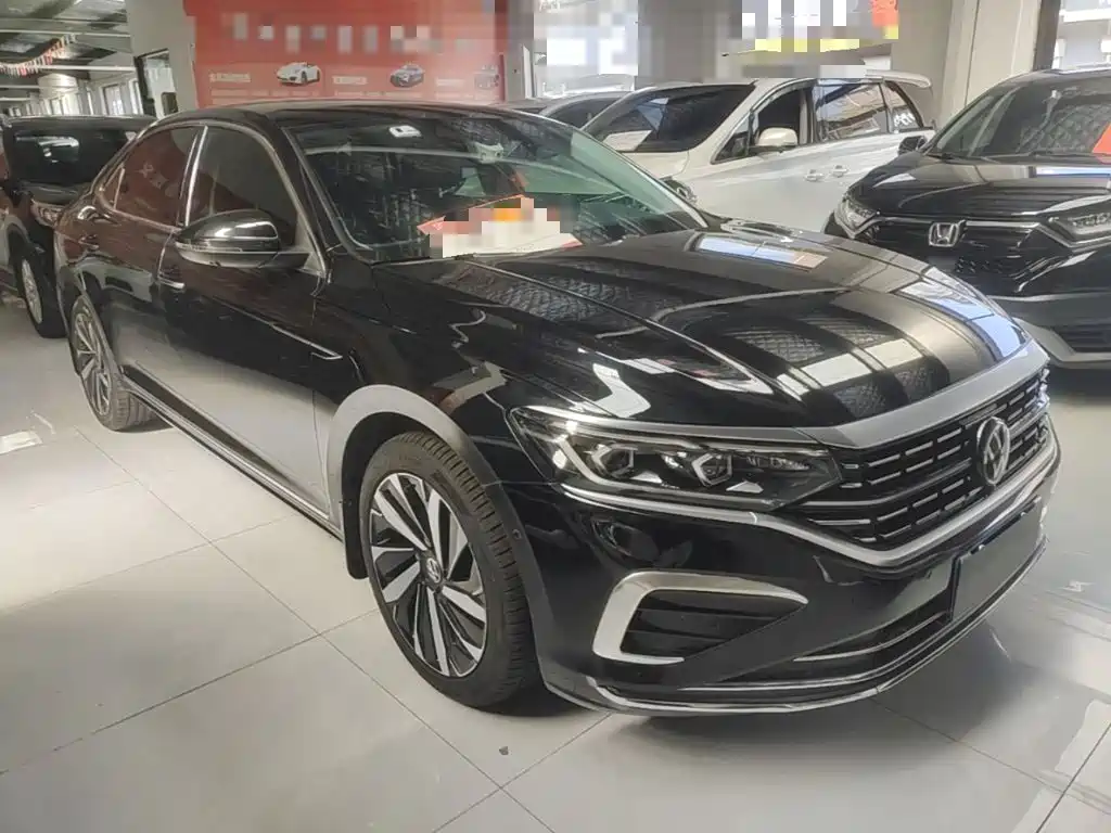 Volkswagen Passat 2023