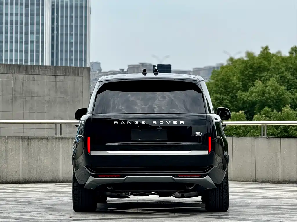 Land Rover Range Rover 2025 — фото 4