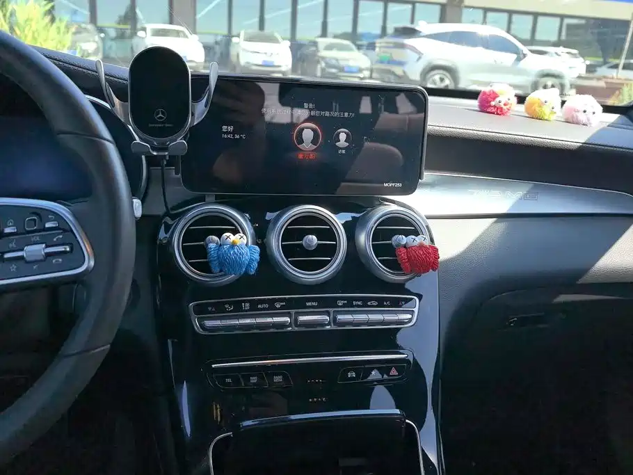 Mercedes-Benz GLC 2020 — фото 13