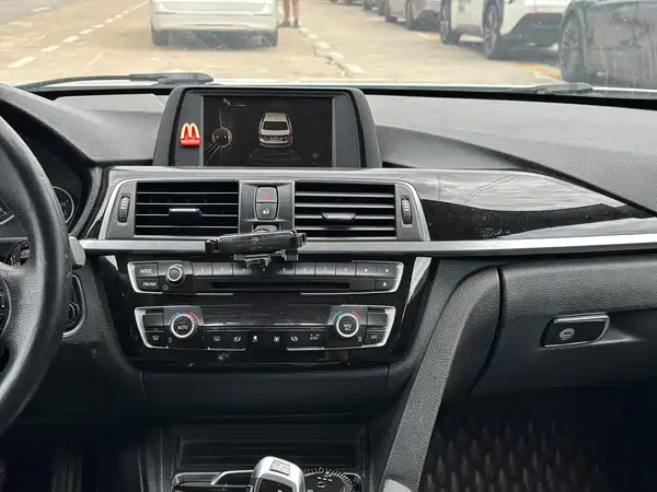 BMW 3 Series 2017