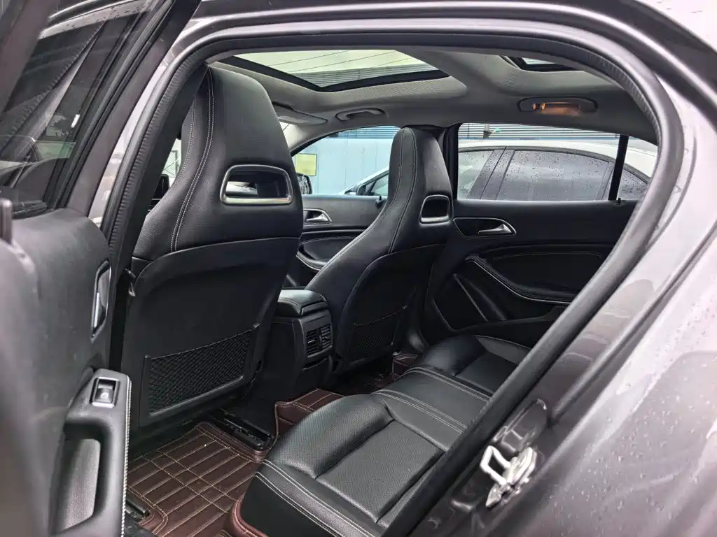 Mercedes-Benz GLA 2015 — фото 9