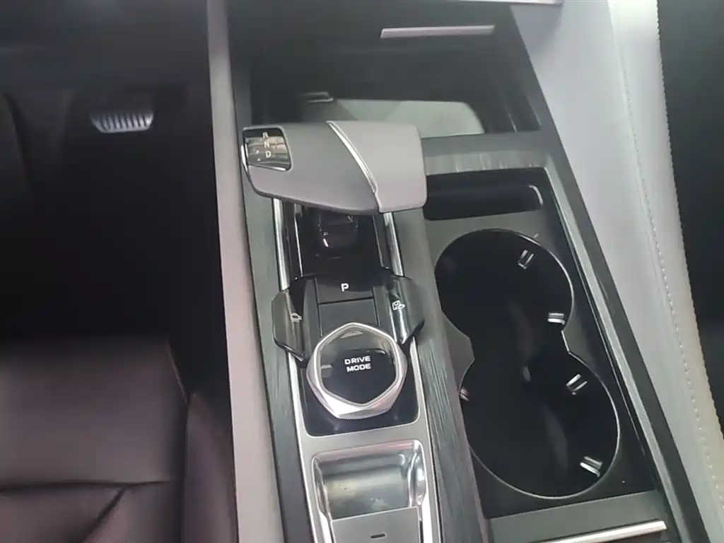 Changan CS75 PLUS 2023 — фото 14
