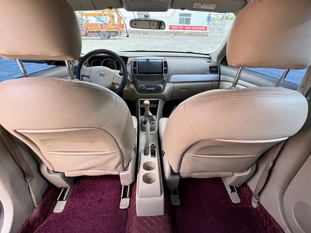 Nissan Sylphy 2012