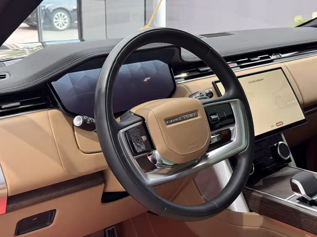 Land Rover Range Rover 2023 — фото 15