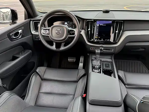 Volvo XC60 2021