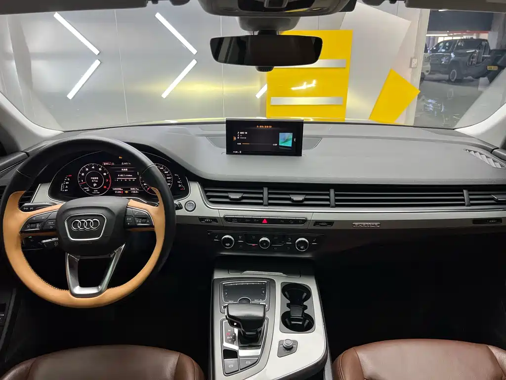 Audi Q7 2019 — фото 14