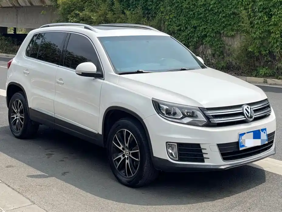 Volkswagen Tiguan 2013 — фото 3