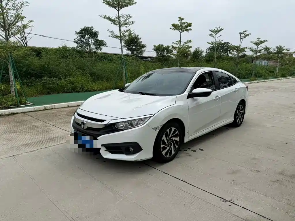 Honda Civic 2018 — фото 1