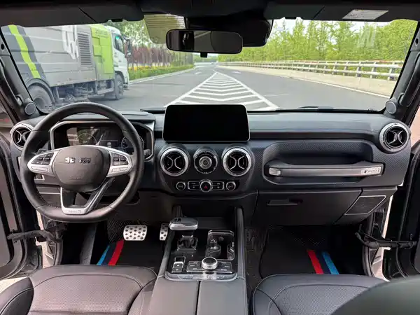 BAIC BJ40 2023