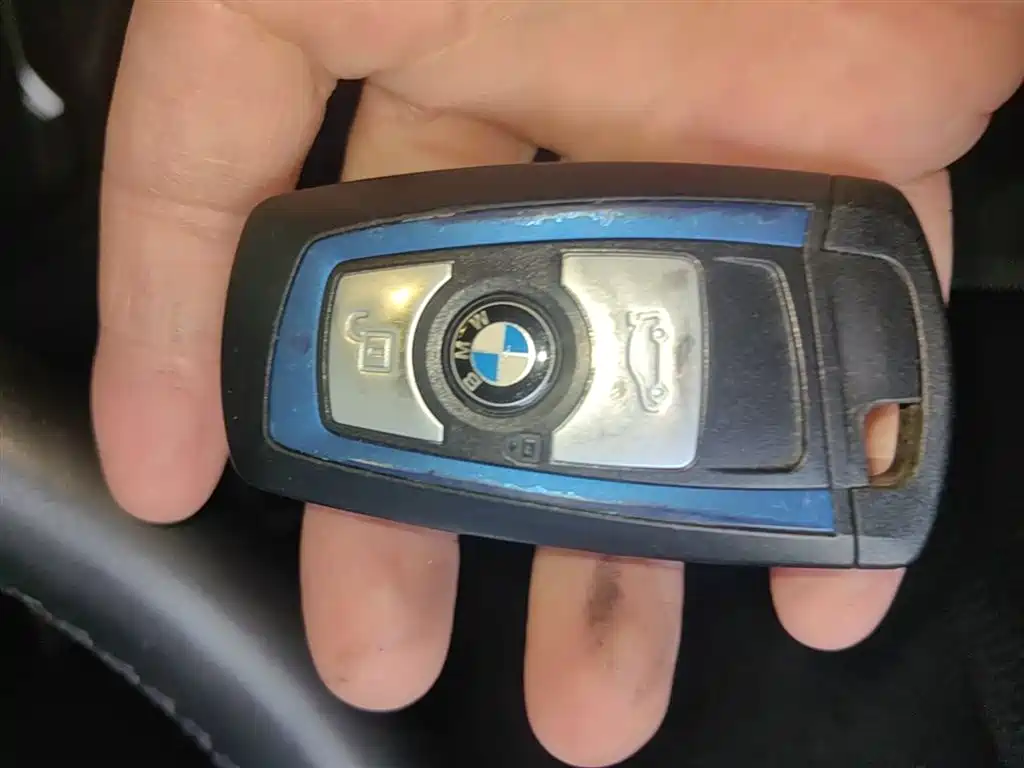 BMW 3 Series 2018 — фото 9