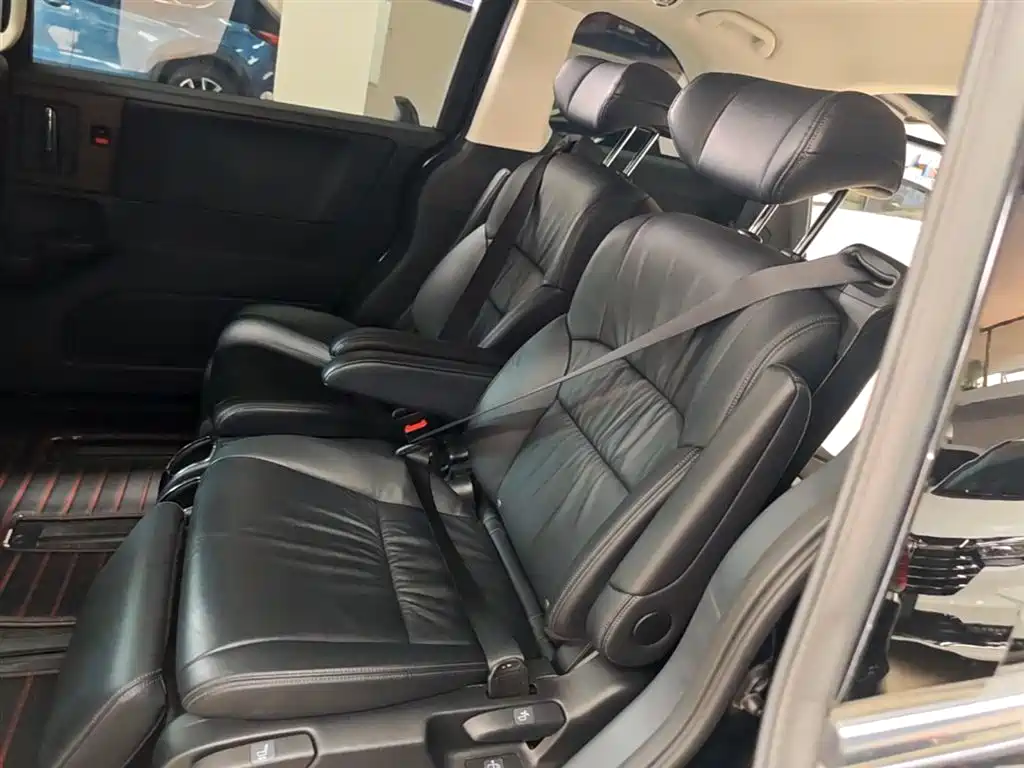 Honda Odyssey 2023 — фото 13